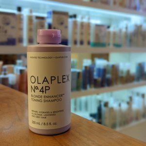 Olaplex No.4P Blonde Enhancer Toning Shampoo